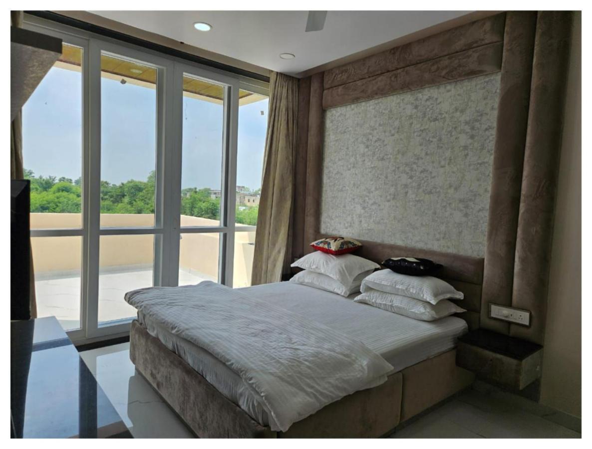 Pride Villa *